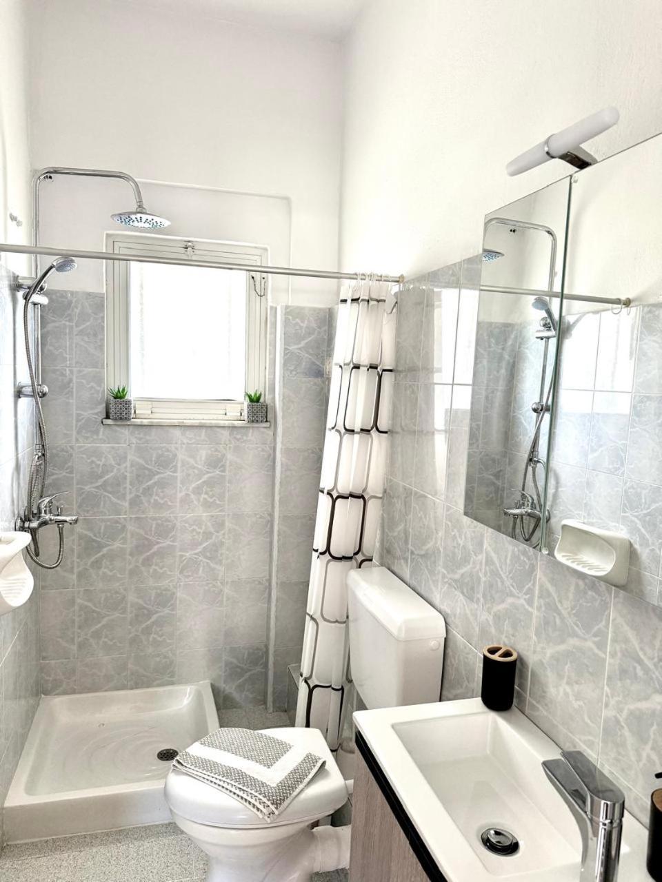 Marina Apartahotel 2*